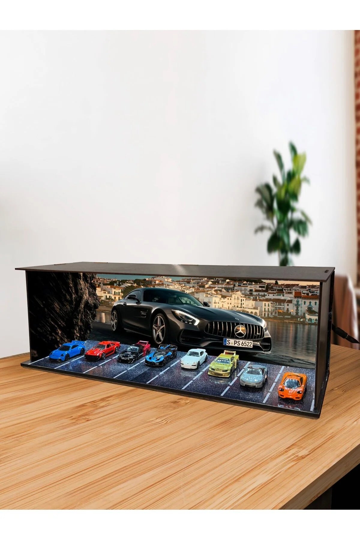 Işıklı Koleksiyonluk Hot Wheels Araba Standı – 45x15x15 cm